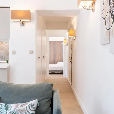 Apartmán 3 & Terrace 5min Walk From Downtown Cannes